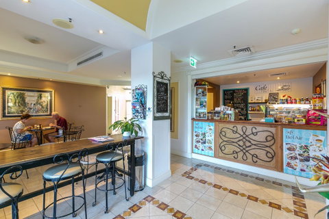 Bel Air On Broadbeach - Official - Accommodation Newcastle 7