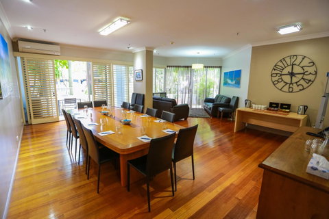 Bel Air On Broadbeach - Official - Accommodation Newcastle 8
