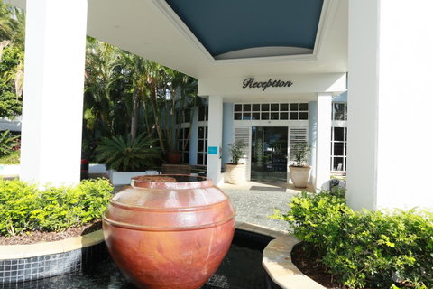 Bel Air On Broadbeach - Official - Accommodation Newcastle 10