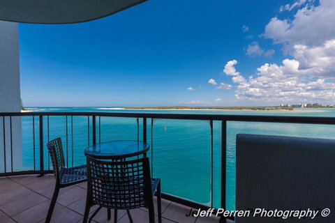 La Promenade - Accommodation Newcastle 11