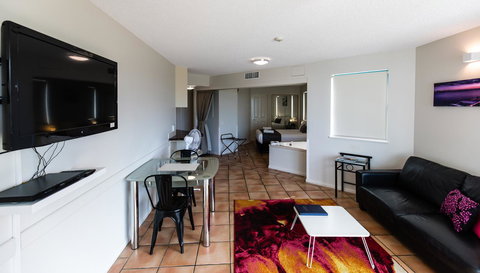 La Promenade - Accommodation Newcastle 17