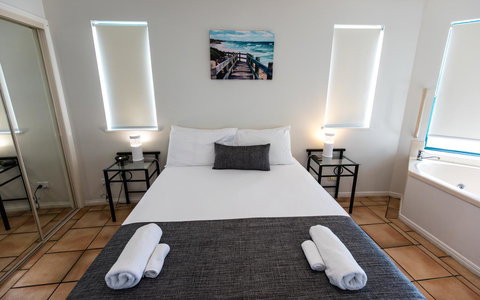 La Promenade - Accommodation Newcastle 16