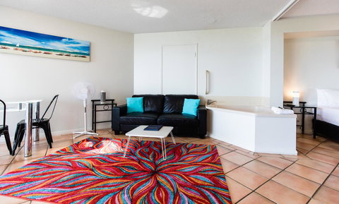 La Promenade - Accommodation Newcastle 19