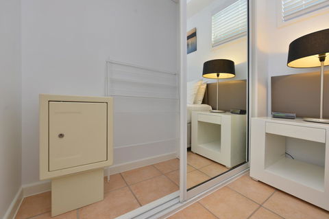 Port Douglas Apartments - Adults Only Oasis - Accommodation Newcastle 13