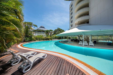 Hilton Cairns - Accommodation Newcastle 13