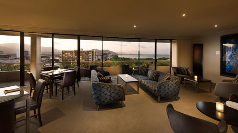 Hilton Cairns - Accommodation Newcastle 36