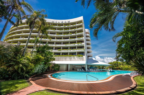 Hilton Cairns - Accommodation Newcastle 0