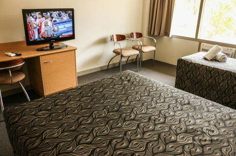 Salisbury Hotel Motel - Accommodation Newcastle 8
