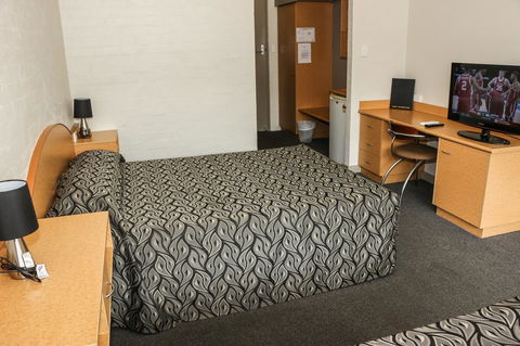 Salisbury Hotel Motel - Accommodation Newcastle 9