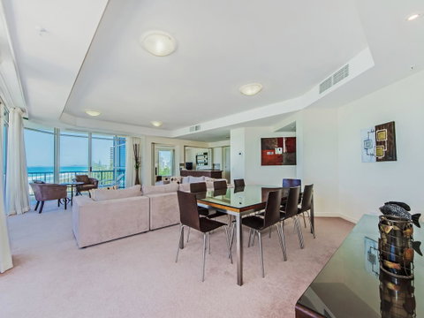 Oceana On Broadbeach - Accommodation Newcastle 7