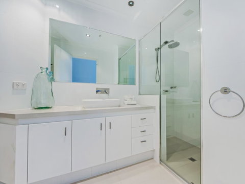Oceana On Broadbeach - Accommodation Newcastle 15