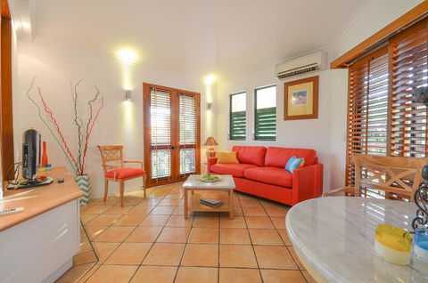 Martinique On Macrossan - Accommodation Newcastle 3