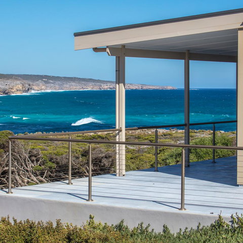 Hanson Bay Cabins - Accommodation Newcastle 11