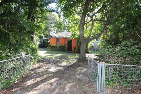 Signal Cottage - Accommodation Newcastle 1
