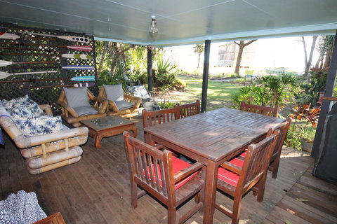 Signal Cottage - Accommodation Newcastle 3