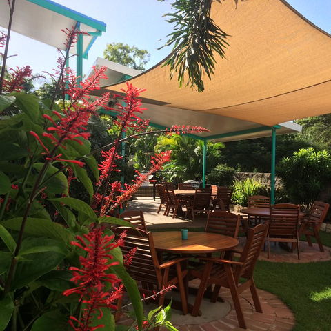 Tropical Palms Resort & 4WD Hire - Accommodation Newcastle 22