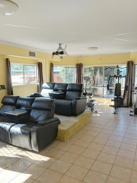 Waterfront At White Patch - Accommodation Newcastle 4