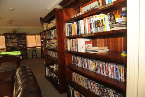 Waterfront At White Patch - Accommodation Newcastle 11