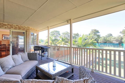 Waterfront At White Patch - Accommodation Newcastle 31