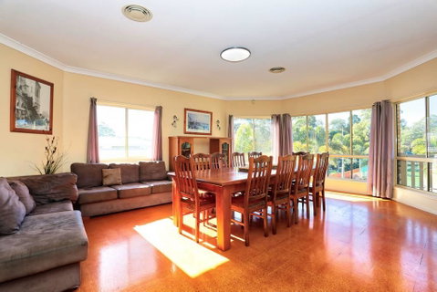 Waterfront At White Patch - Accommodation Newcastle 27