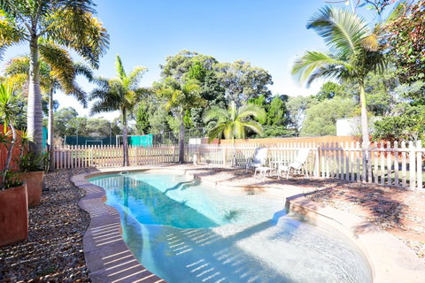 Waterfront At White Patch - Accommodation Newcastle 33