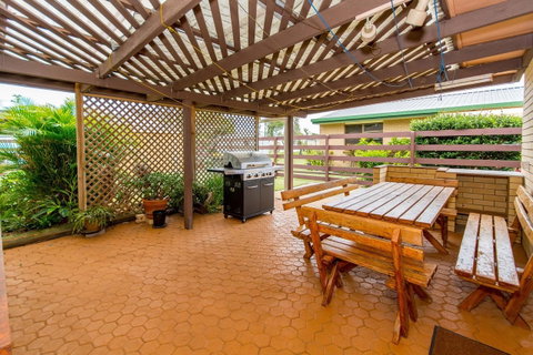 Lowset Sweetie, Central To Everything - Partridge St, Bongaree - Accommodation Newcastle 8