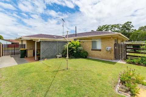 Lowset Sweetie, Central To Everything - Partridge St, Bongaree - Accommodation Newcastle 12