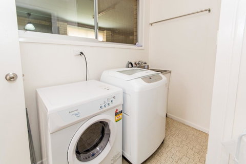 Lowset Sweetie, Central To Everything - Partridge St, Bongaree - Accommodation Newcastle 10