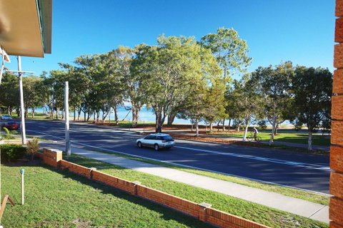 Cloud 8 On Welsby - Accommodation Newcastle 14