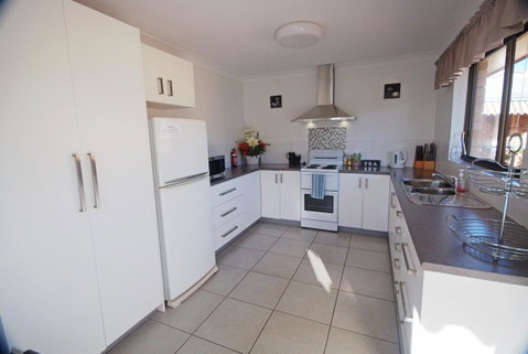 Cloud 8 On Welsby - Accommodation Newcastle 2