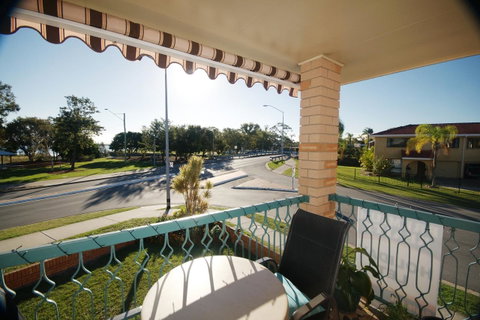 Cloud 8 On Welsby - Accommodation Newcastle 17