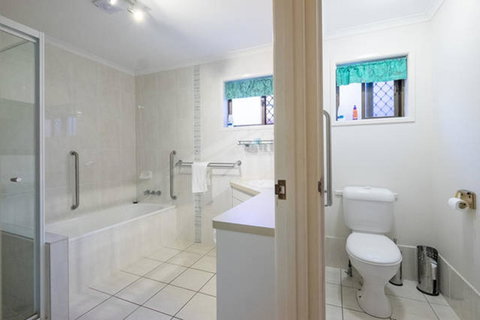 Keith\'s Place, 1 Of The 3 Most Popular Units On Bribie - Accommodation Newcastle 17