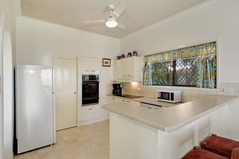 Keith\'s Place, 1 Of The 3 Most Popular Units On Bribie - Accommodation Newcastle 15