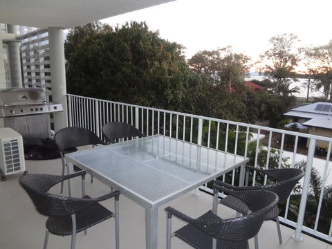 Keith's Sister - Accommodation Newcastle 32