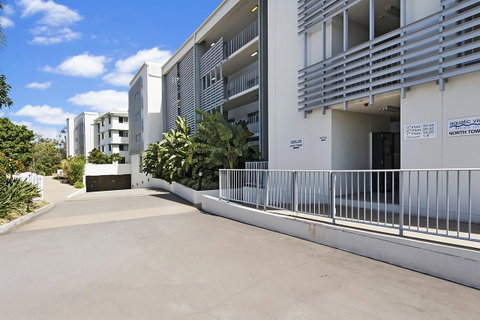 Keith's Sister - Accommodation Newcastle 14