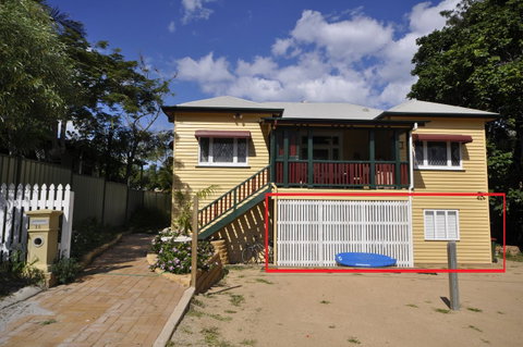 Retro Beach Flat - Accommodation Newcastle 15