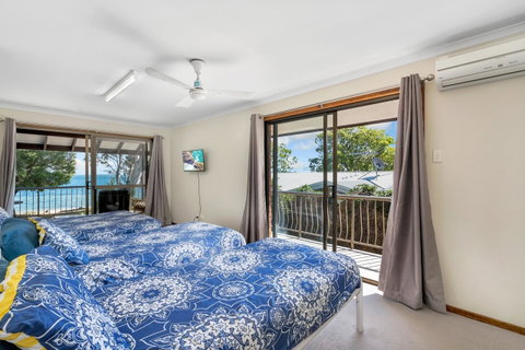 Bribie Beach House - Accommodation Newcastle 11