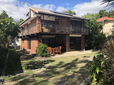 Bribie Beach House - Accommodation Newcastle 5