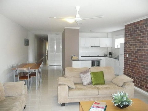 The Gums Anchorage - Accommodation Newcastle 31