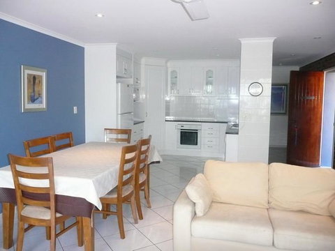 The Gums Anchorage - Accommodation Newcastle 32