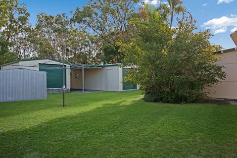 Lowset, Pet Friendly Cottage - Sunset Ave, Bongaree - Accommodation Newcastle 10