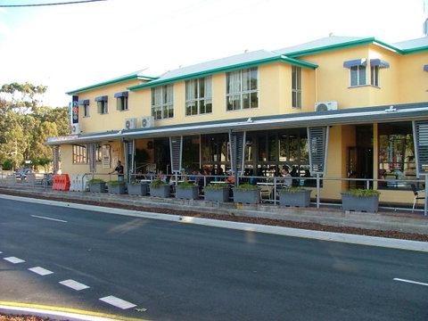 Spacious Unit Overlooking Moreton Bay - Boyd St, Woorim - Accommodation Newcastle 3