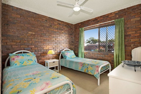 Waterviews,Pool, Wifi Its All Here !- Welsby Pde, Bongaree - Accommodation Newcastle 23