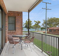 WaterviewsPool Wifi its all here - Welsby Pde Bongaree - Accommodation Newcastle