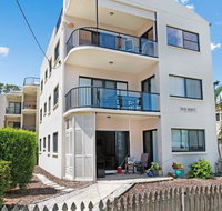 Quiet location across from waterfront - South Esp Bongaree - Accommodation Newcastle