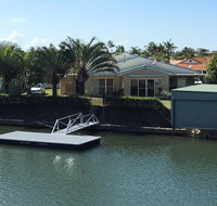 Private Canal Duplex with Pontoon - Oleander Drive Bongaree - Accommodation Newcastle
