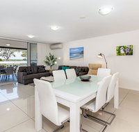First Floor Air Conditioned Free Wi-Fi - Accommodation Newcastle