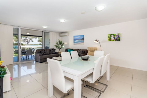 First Floor, Air Conditioned, Free Wi-Fi! - Accommodation Newcastle 0