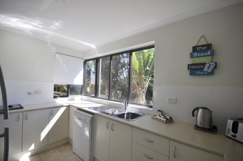 Crystal Waters On The Beach - Accommodation Newcastle 13
