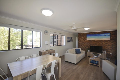 Crystal Waters On The Beach - Accommodation Newcastle 12